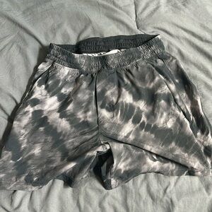 Mens lululemon 5’ inseam shorts